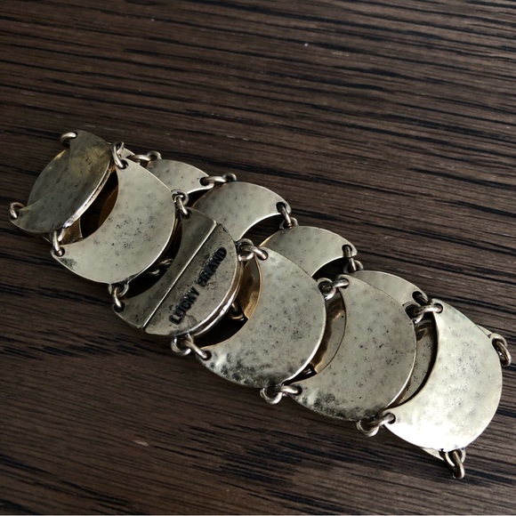 Gold bracelet with magnetic clasp - Picture 2 of 5